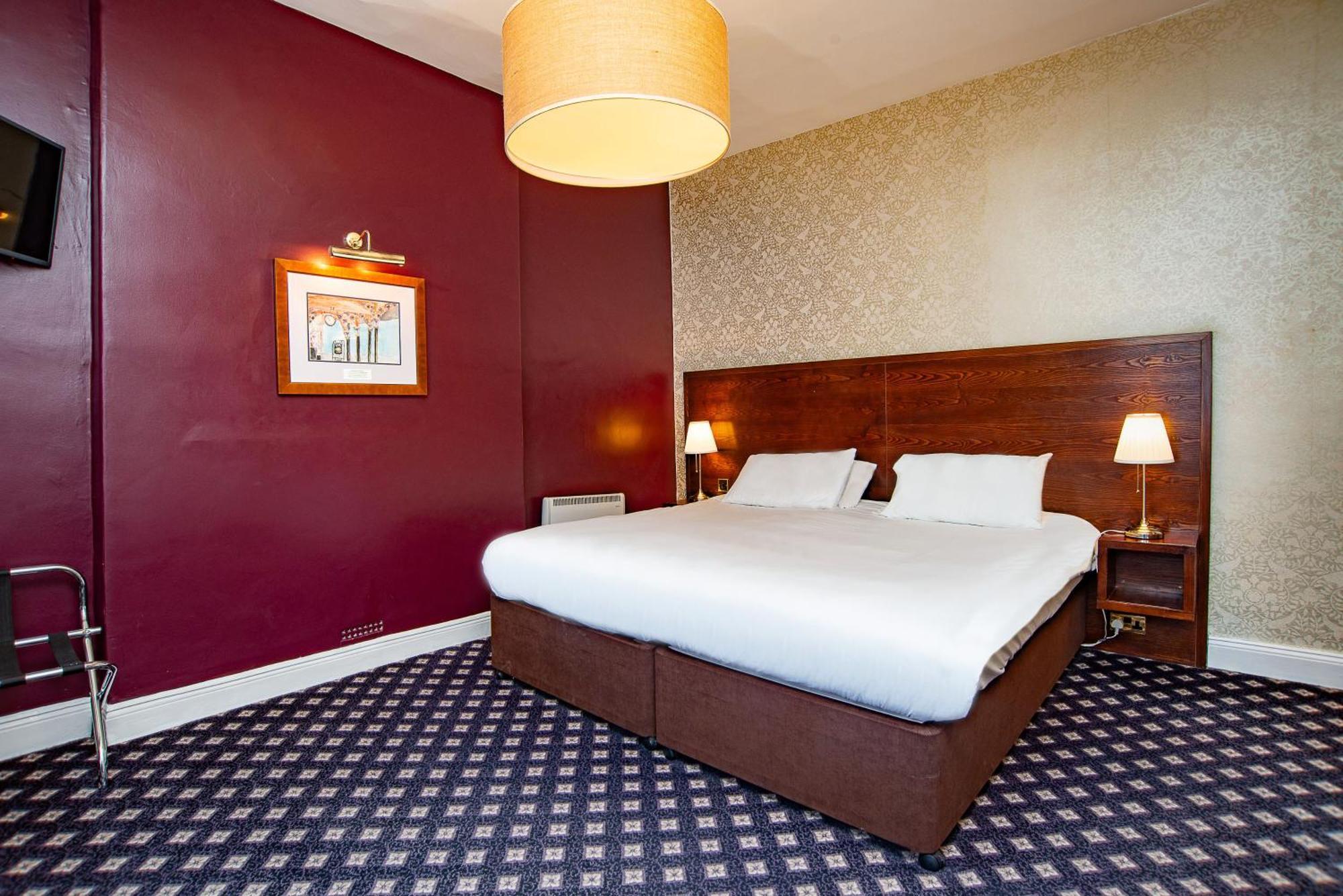 Foley Arms Hotel Great Malvern Dış mekan fotoğraf